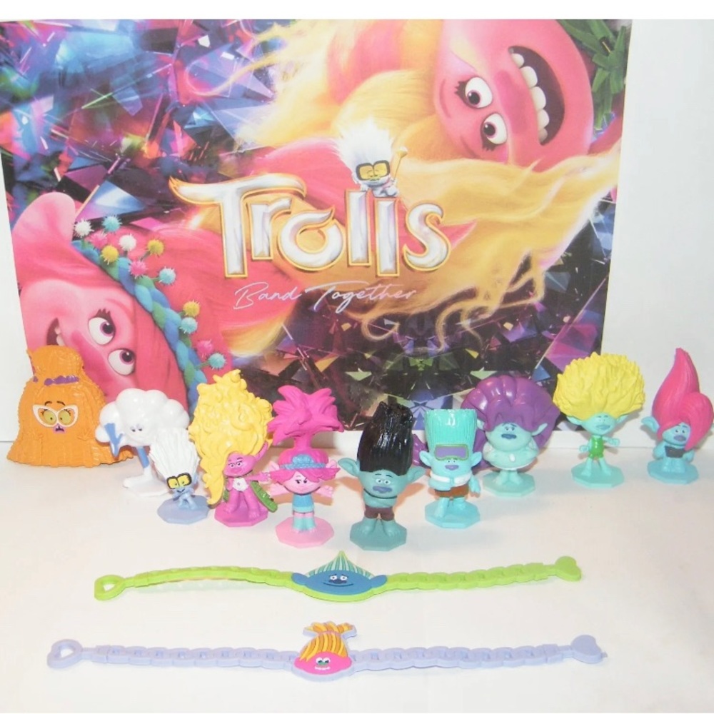 Trolls Band Together Movie Deluxe Figure Set of 14 Toy Kit with 10 Figures